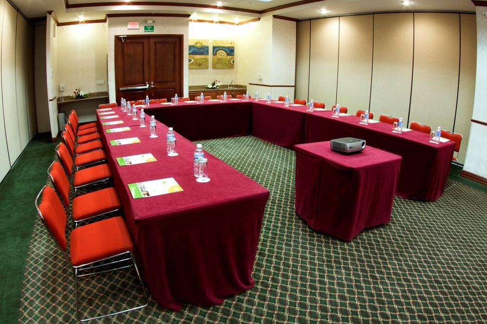Courtyard By Marriott San Luis Potosi Ξενοδοχείο Εξωτερικό φωτογραφία