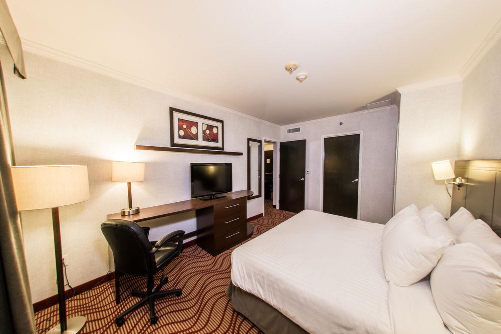 Courtyard By Marriott San Luis Potosi Ξενοδοχείο Εξωτερικό φωτογραφία
