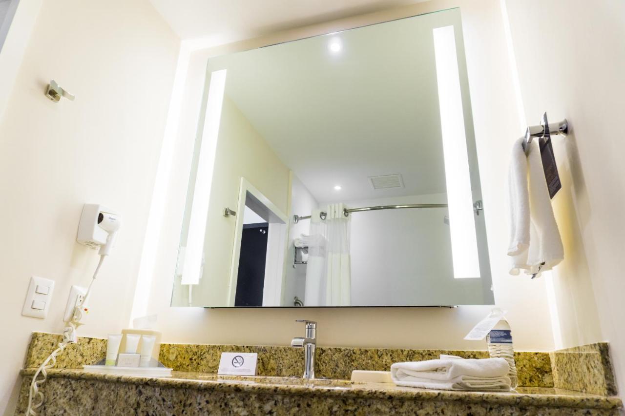 Courtyard By Marriott San Luis Potosi Ξενοδοχείο Εξωτερικό φωτογραφία