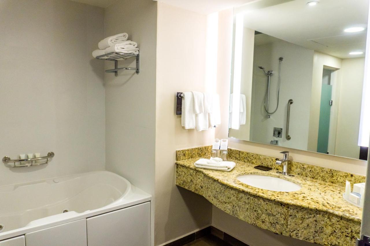 Courtyard By Marriott San Luis Potosi Ξενοδοχείο Εξωτερικό φωτογραφία