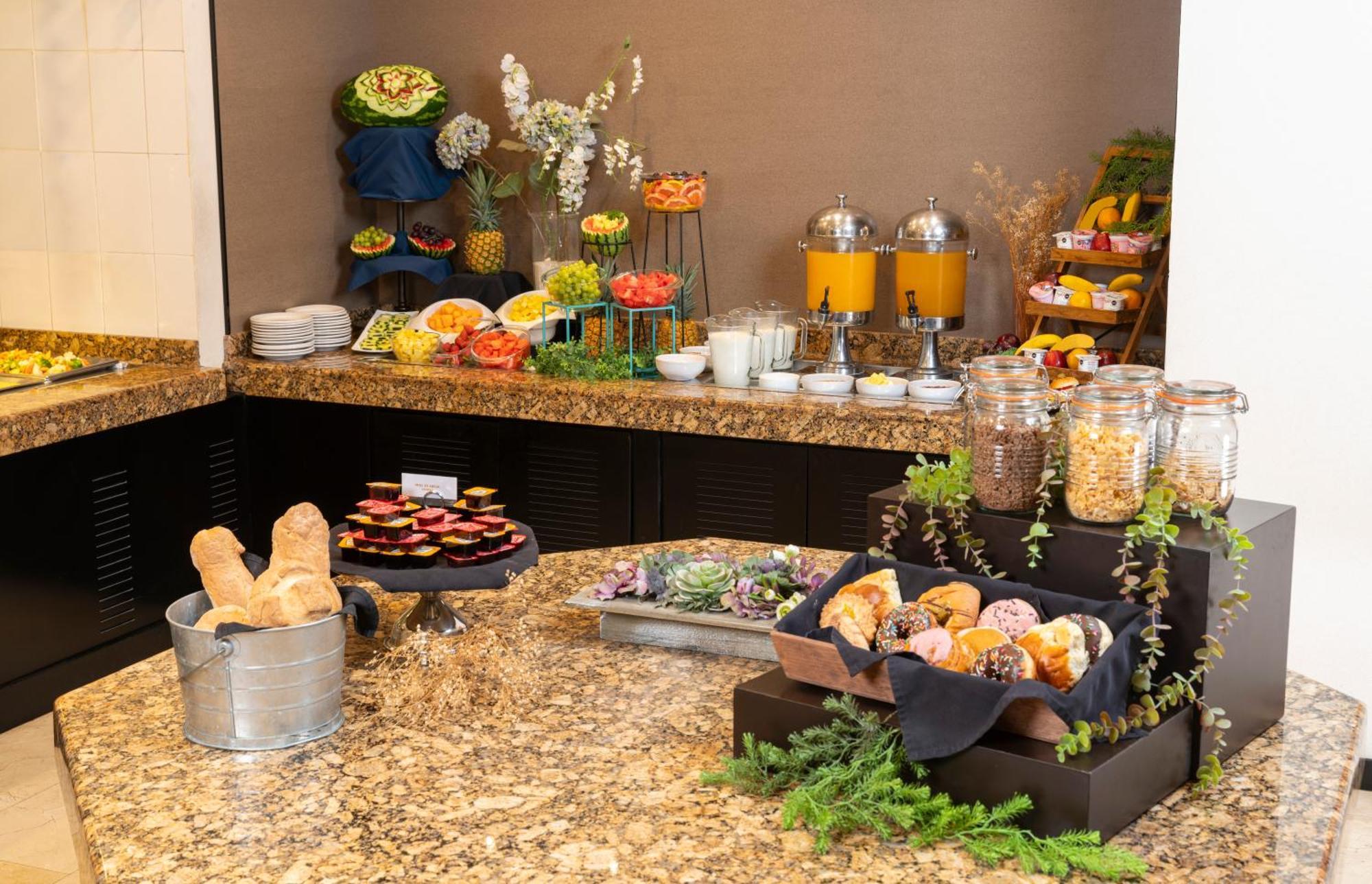 Courtyard By Marriott San Luis Potosi Ξενοδοχείο Εξωτερικό φωτογραφία