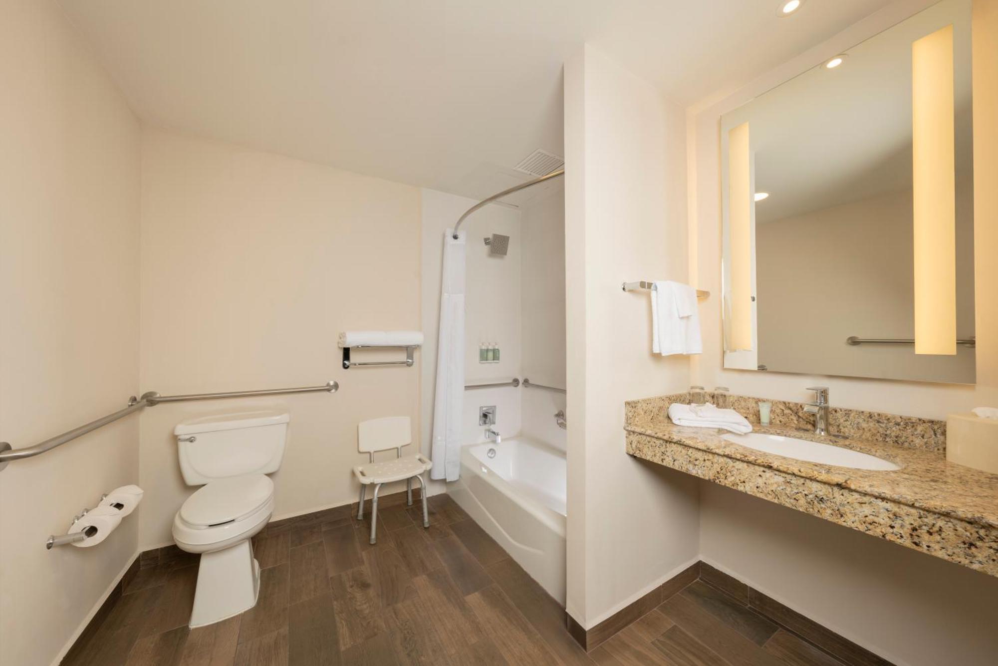 Courtyard By Marriott San Luis Potosi Ξενοδοχείο Εξωτερικό φωτογραφία