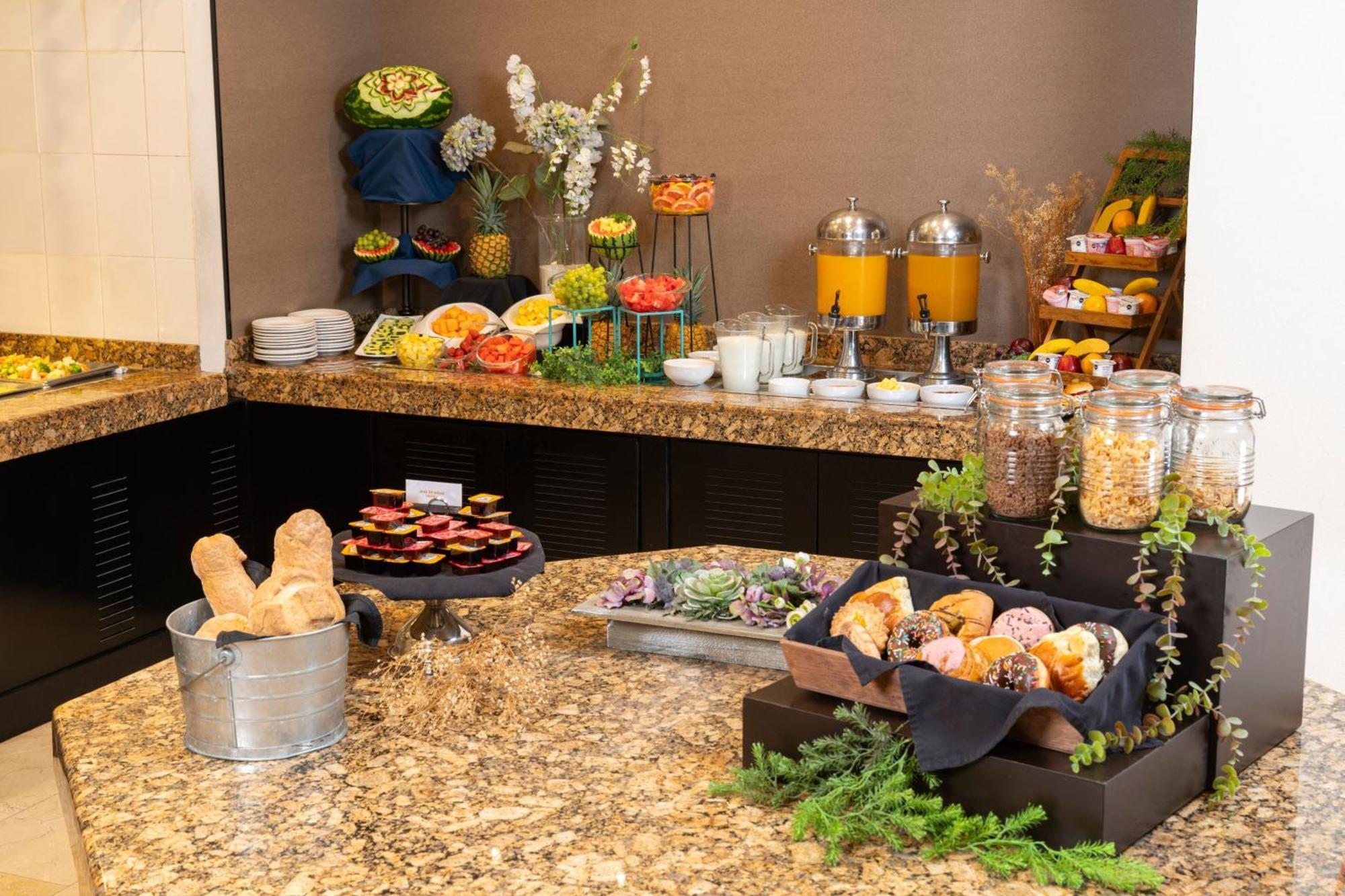 Courtyard By Marriott San Luis Potosi Ξενοδοχείο Εξωτερικό φωτογραφία