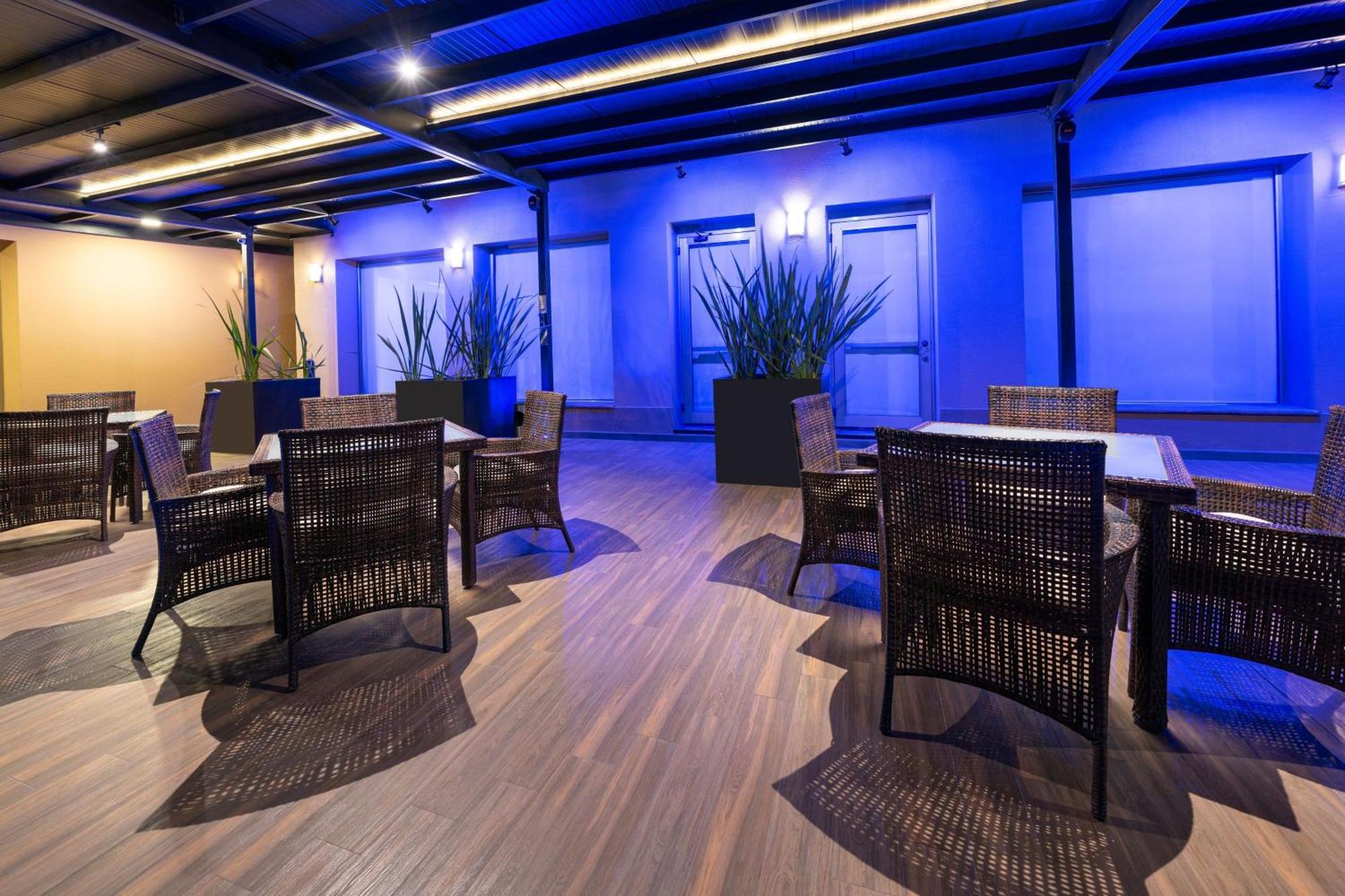 Courtyard By Marriott San Luis Potosi Ξενοδοχείο Εξωτερικό φωτογραφία