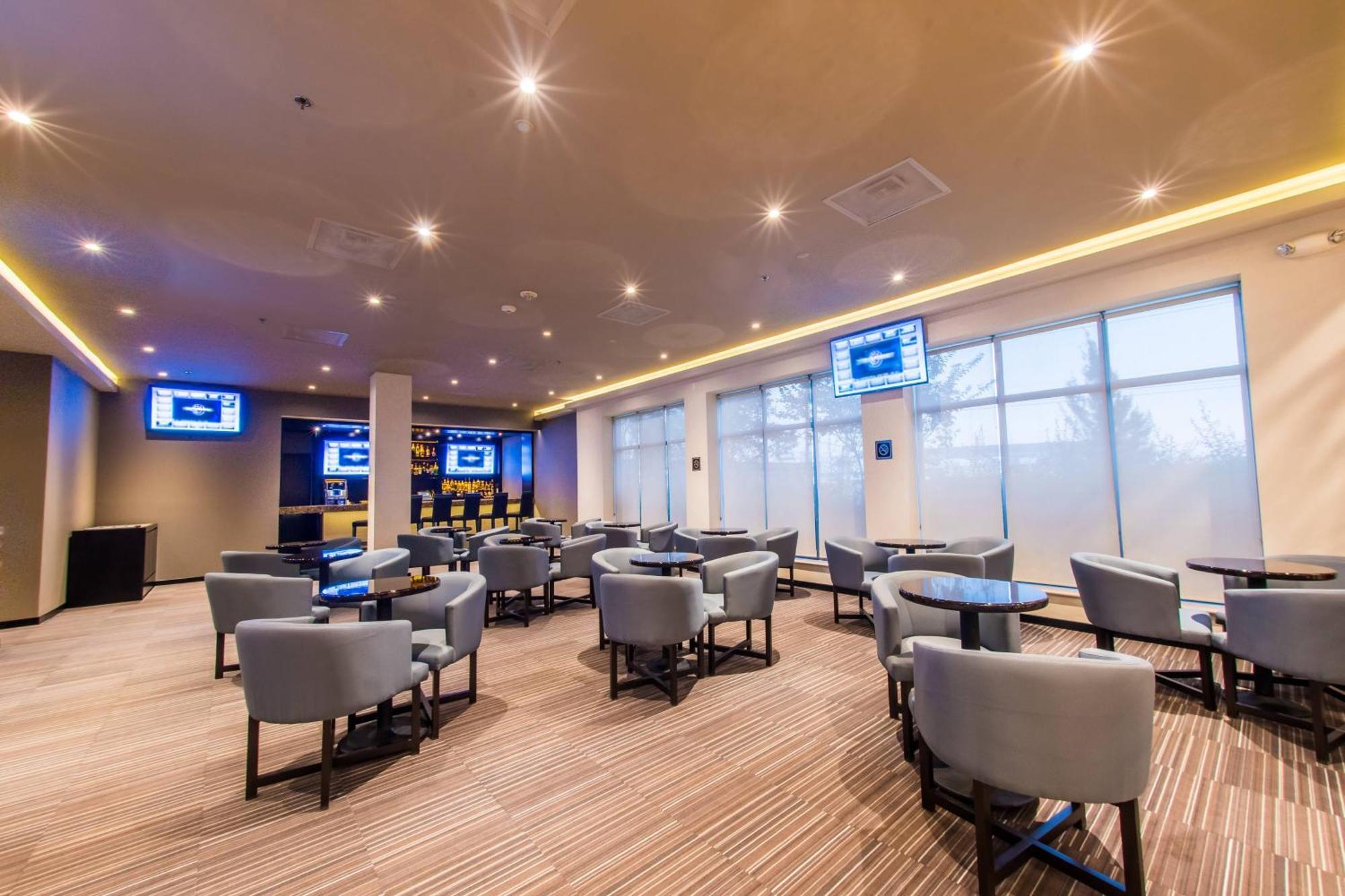 Courtyard By Marriott San Luis Potosi Ξενοδοχείο Εξωτερικό φωτογραφία